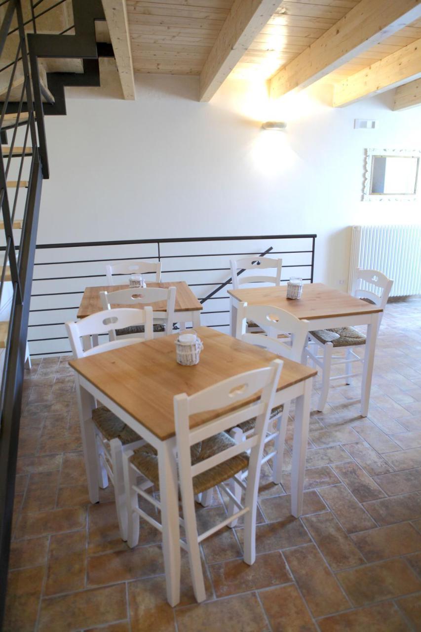 La Pergola Ai Sassi Bed and Breakfast Matera Exteriör bild