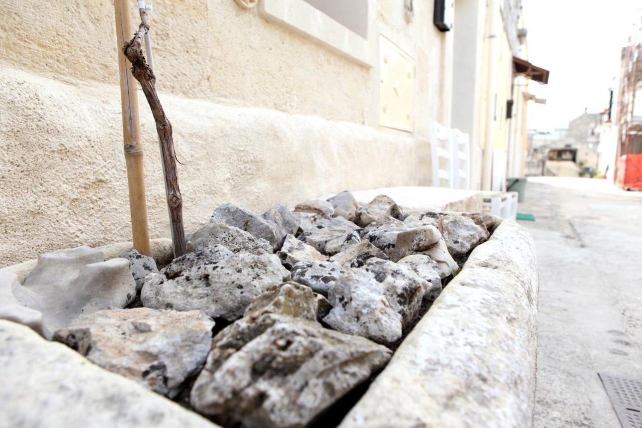 La Pergola Ai Sassi Bed and Breakfast Matera Exteriör bild