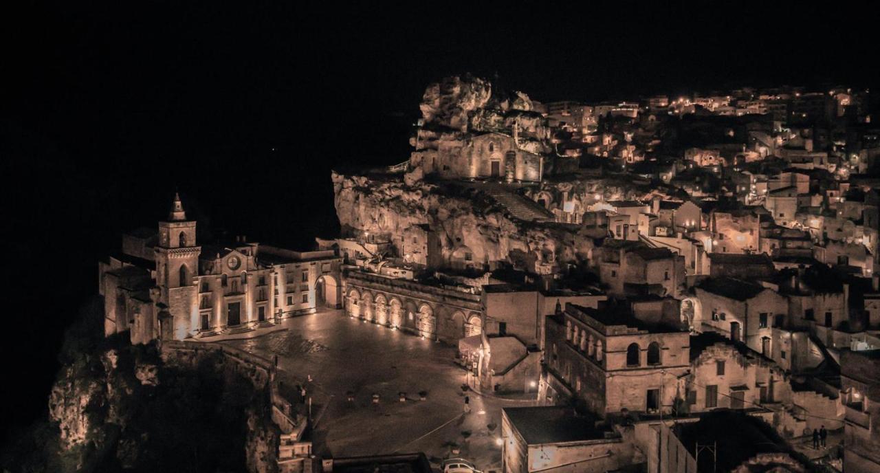 La Pergola Ai Sassi Bed and Breakfast Matera Exteriör bild